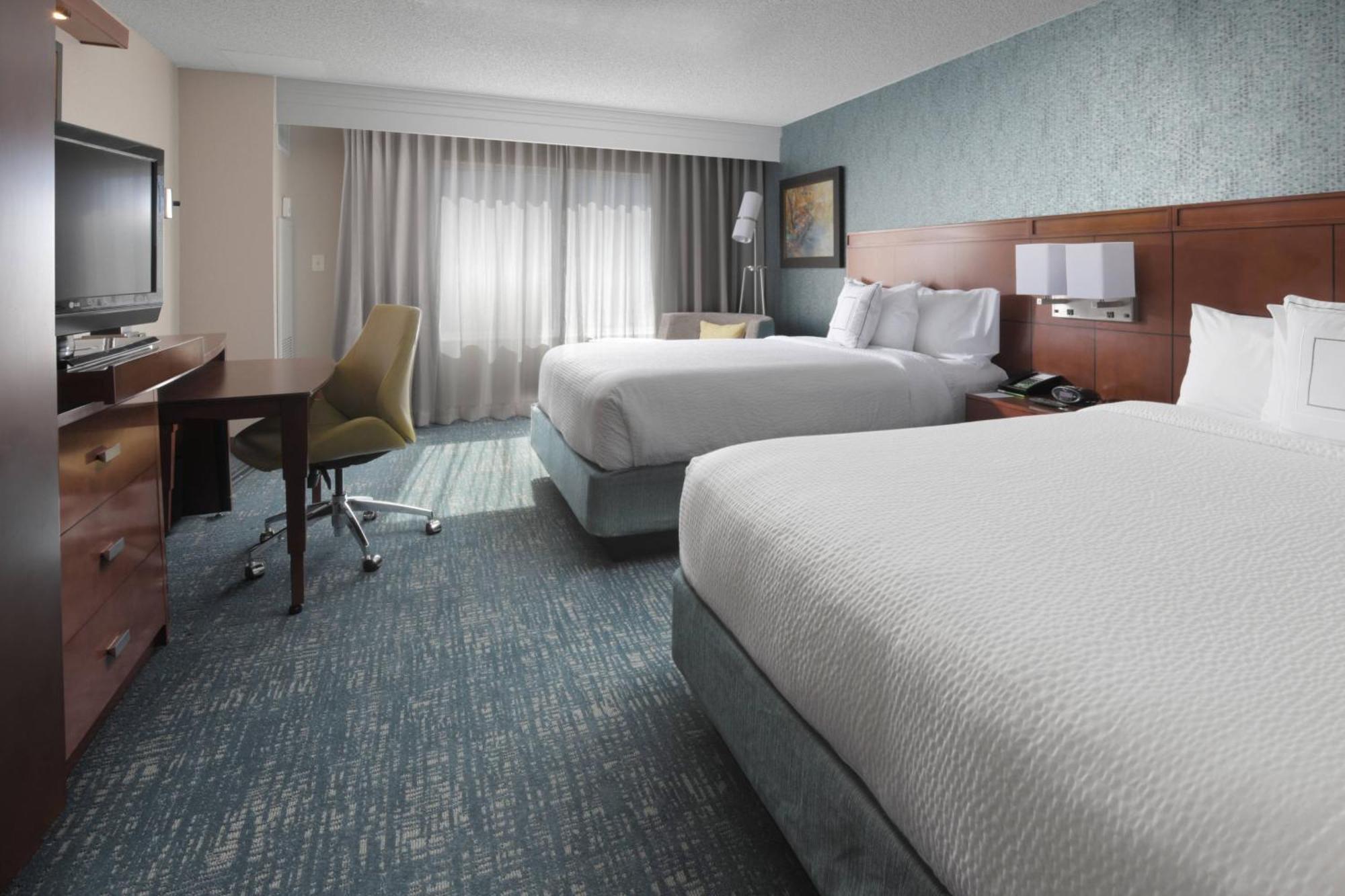 Courtyard By Marriott San Antonio Riverwalk Exterior photo
